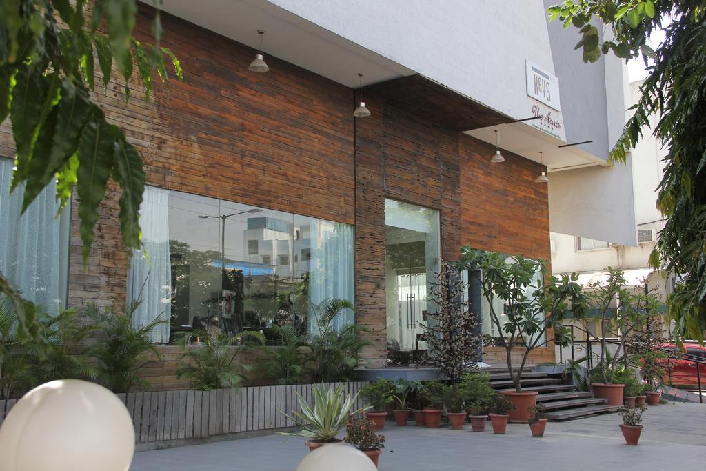 Hotel The Aures Aurangābād Exterior foto