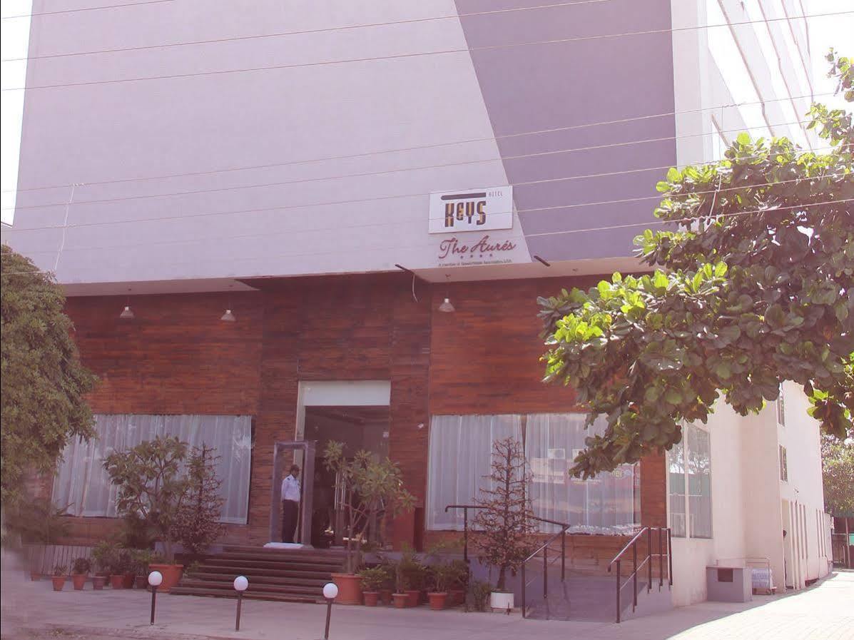 Hotel The Aures Aurangābād Exterior foto